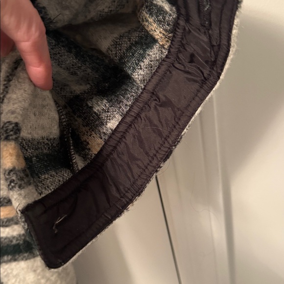 -Vero Moda Chrissie Gray Plaid Shacket XS Nordstrom NWT - Picture 11 of 12